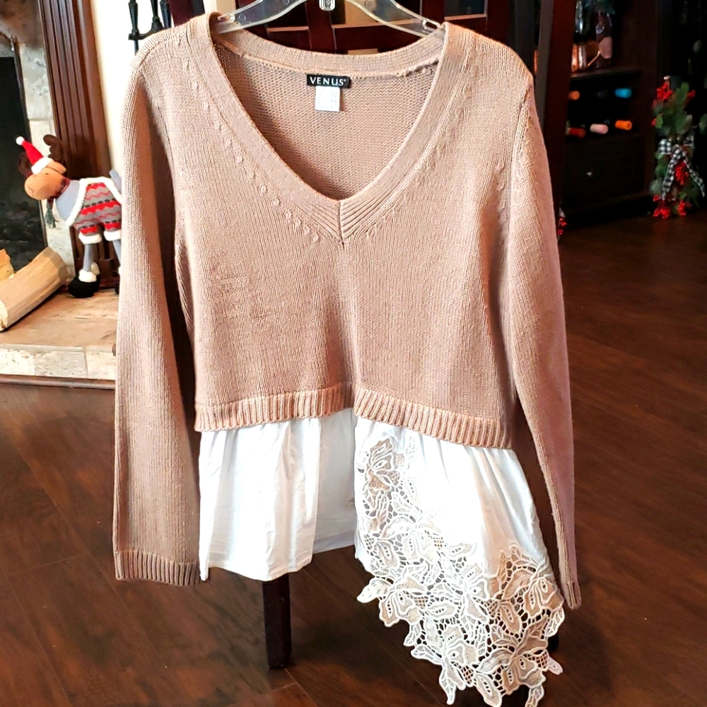 Venus Large brown lace detail vneck sweater